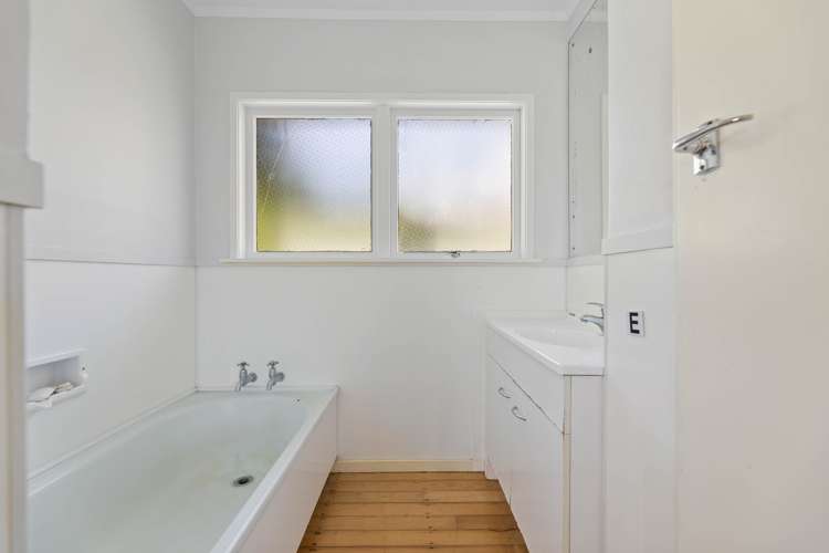 9b County Place Tirau_13