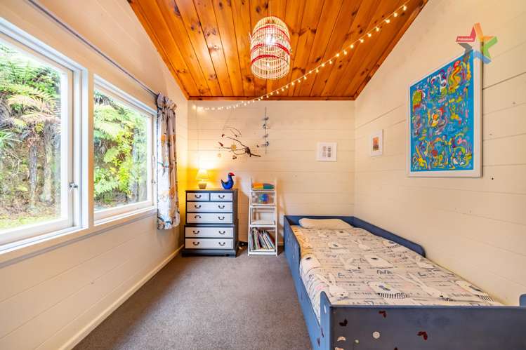 38 James Grove Stokes Valley_12