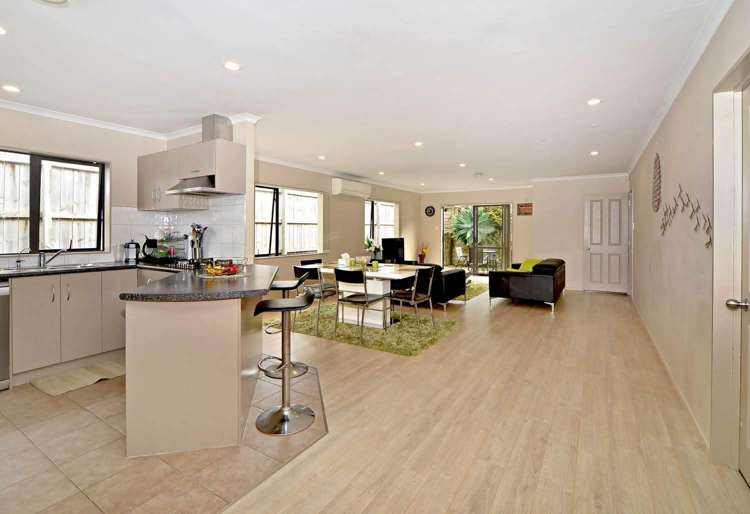 5 Mandival Avenue Flat Bush_2