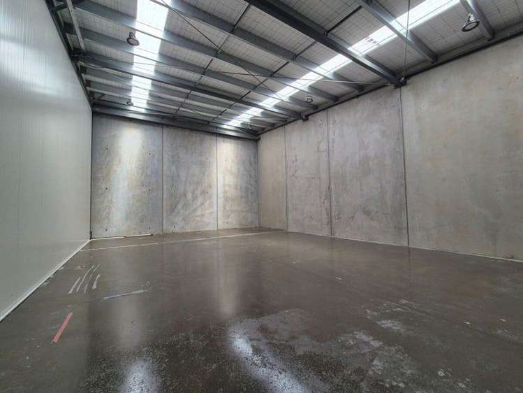 1/27 Packham Crescent Stoke_1