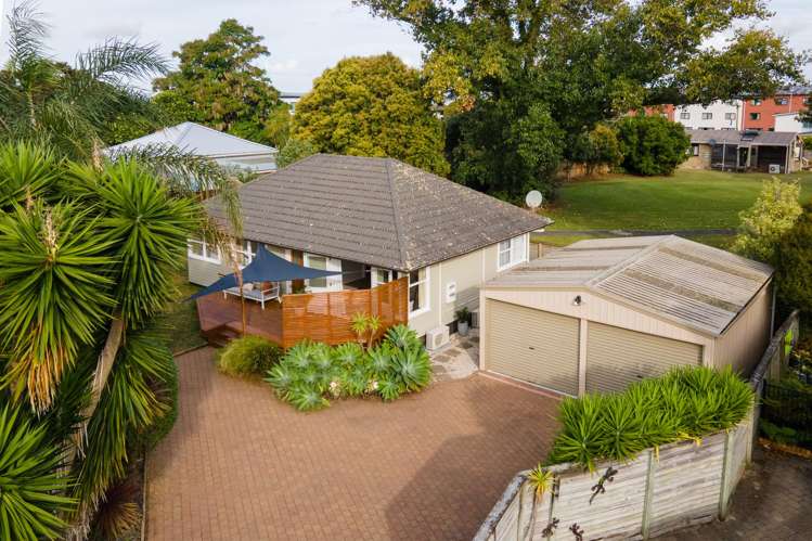 42 Hereford Street Te Atatu Peninsula_18
