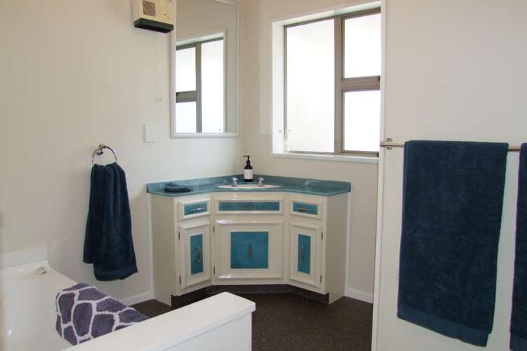 12 Dryden Street Milton_12