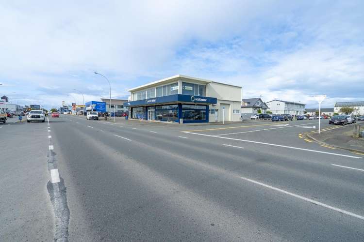 228 Dee Street and 11 Earnslaw Street Avenal_2
