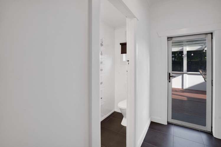 16 Weymouth Street New Plymouth Central_11