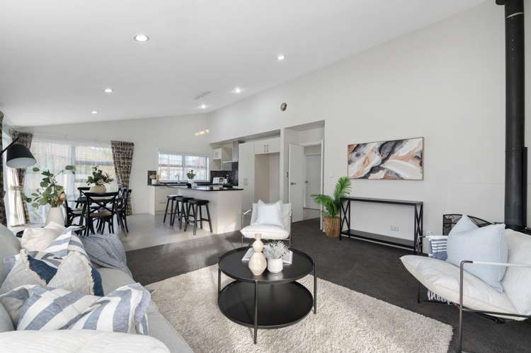 32D Robinson Avenue Holdens Bay_8