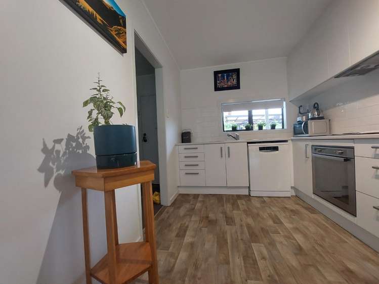 2/34 Riverview Road Panmure_6