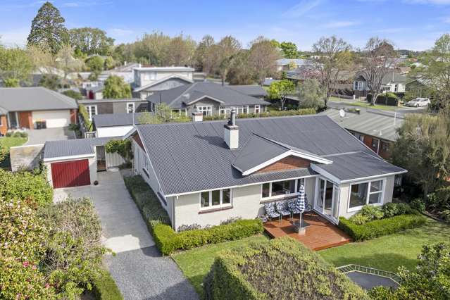 Enter the Market with Charm & Timeless Character