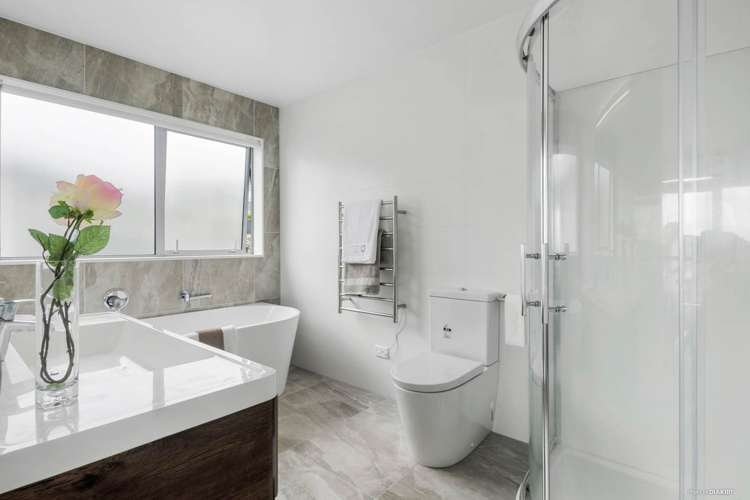 51 Cilliers Drive Silverdale_13