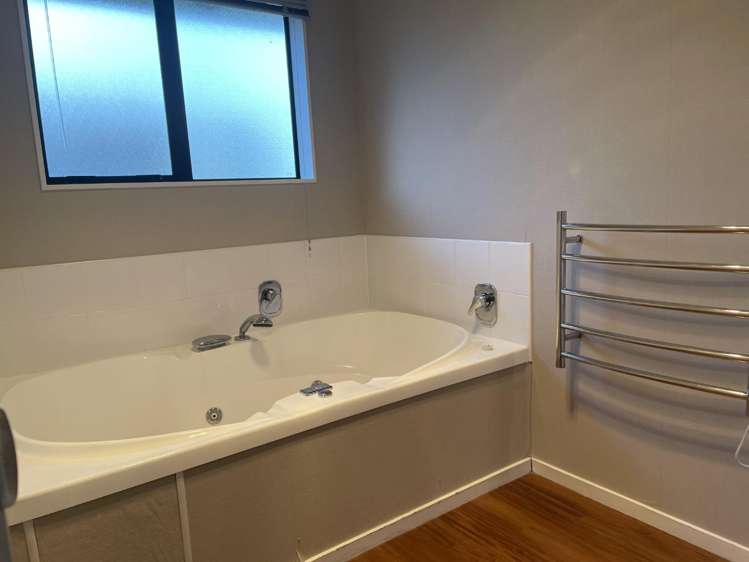 12 Boston Parade Kelvin Grove_9