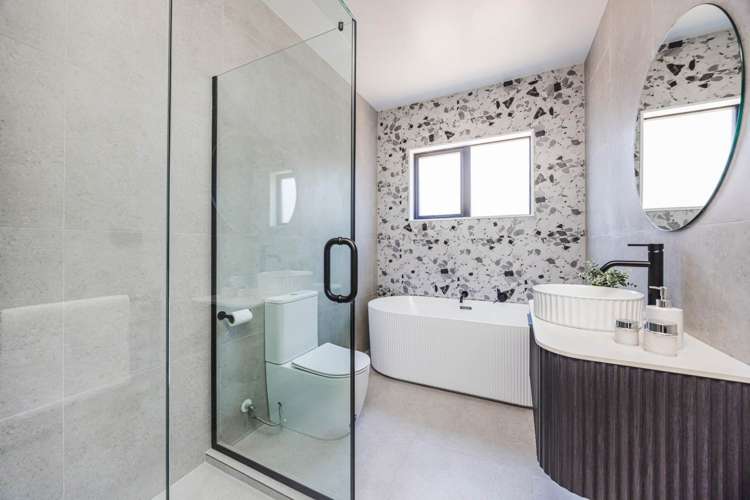 8 Gertrude Cole Road Clarks Beach_17