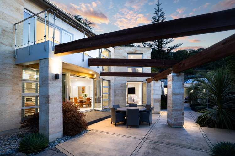 92 McCormacks Bay Road Redcliffs_27