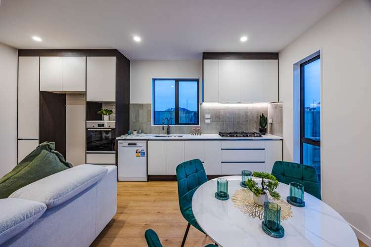 8 Ihi Place Karaka_3