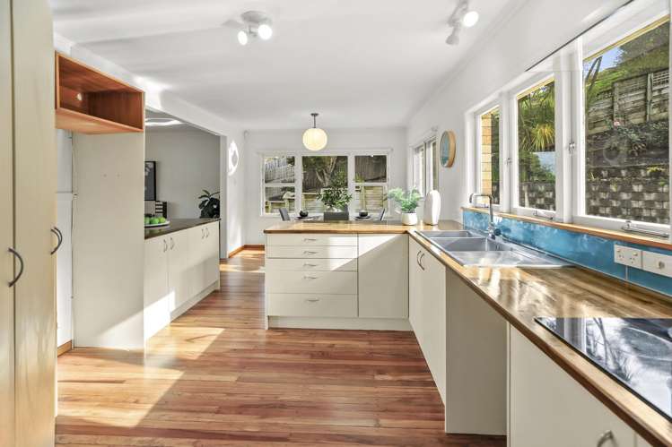 11 Totara Valley Road_5