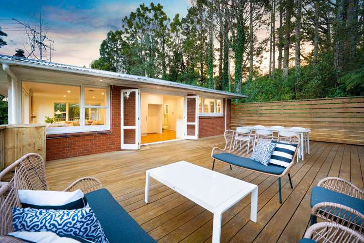 208 Forest Hill Road Waiatarua_8