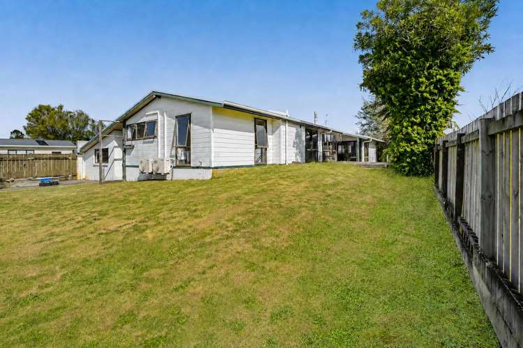 60 Cressida Avenue Stratford_17