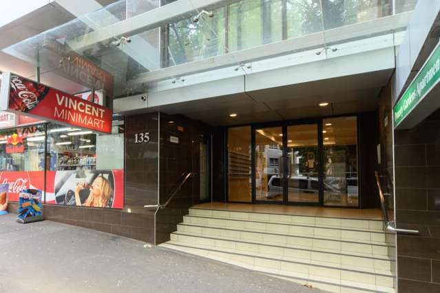 208/208/135 Vincent Street City Centre_3