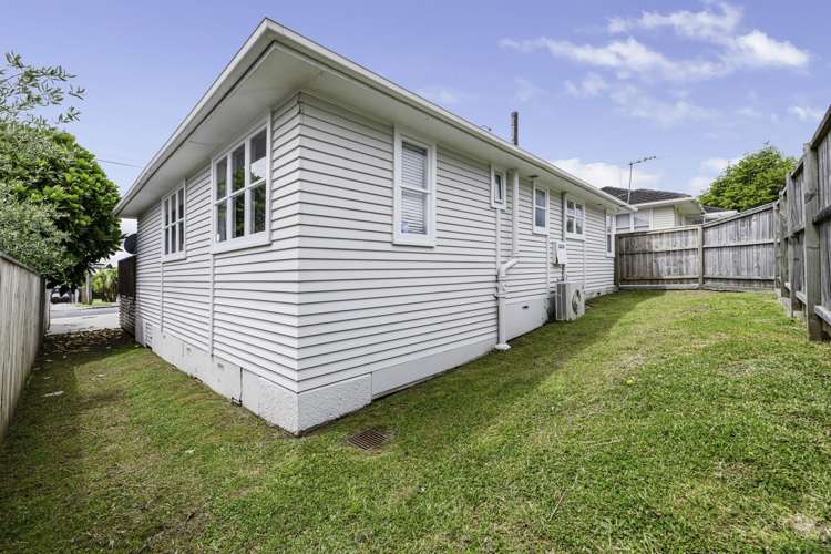 123 Wharf Road Te Atatu Peninsula_22