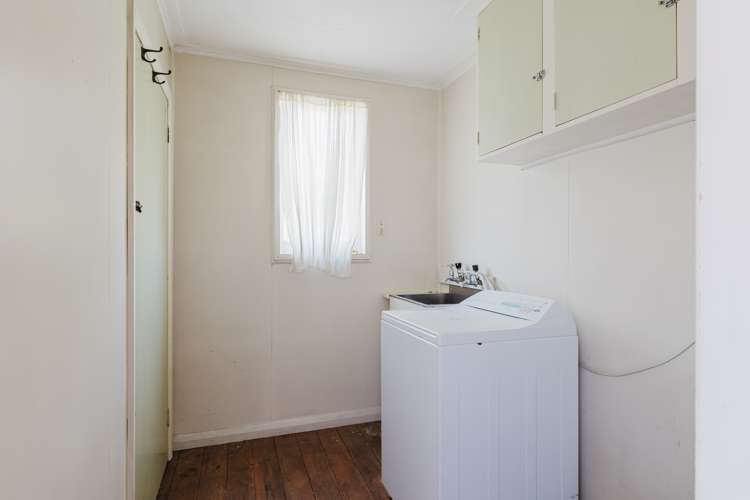 87 Tyndall Street Pahiatua_9