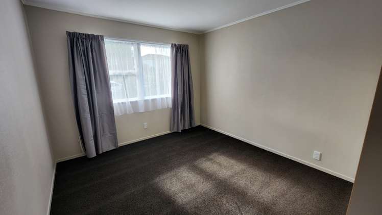 63 Hobart Crescent Wattle Downs_7