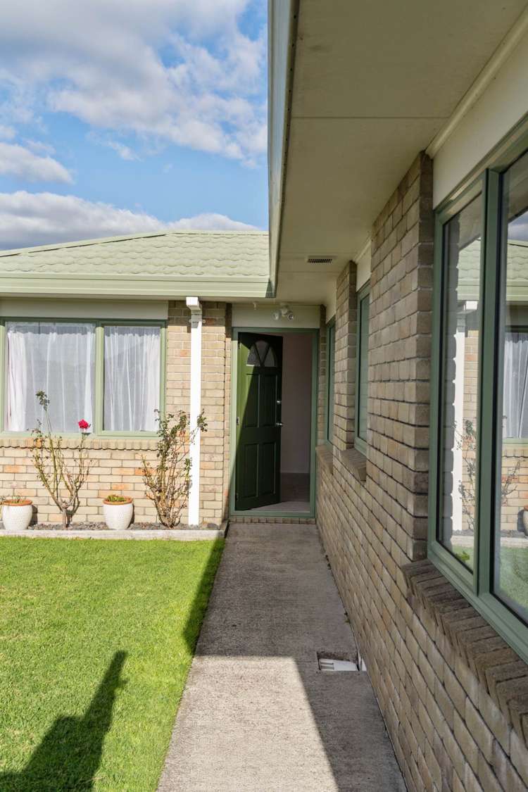 106 College Place Poike_28