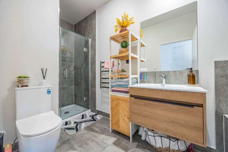 131 Tarapuka Road Westgate_15