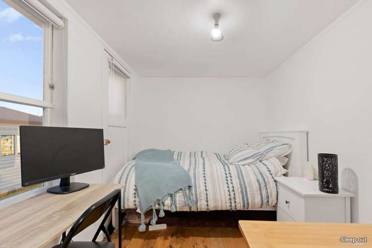 126 Onewa Road Northcote_16