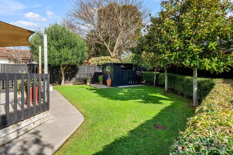 2/5 Askew Place Farm Cove_14