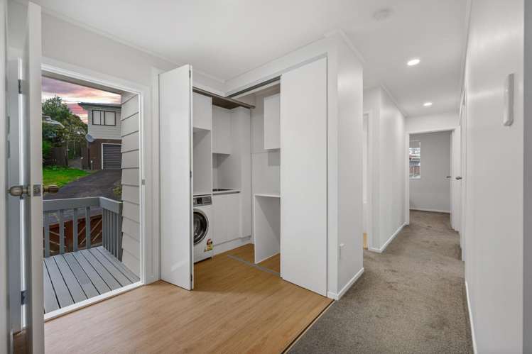 24 Halloran Place Massey_12