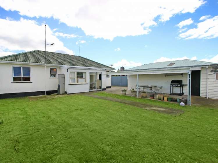 19 Churchill Avenue Feilding_5