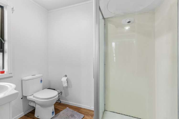 2/16 Abbotsford Street 3295_15