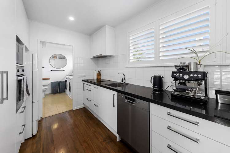 3 Weybridge Crescent Glen Innes_13