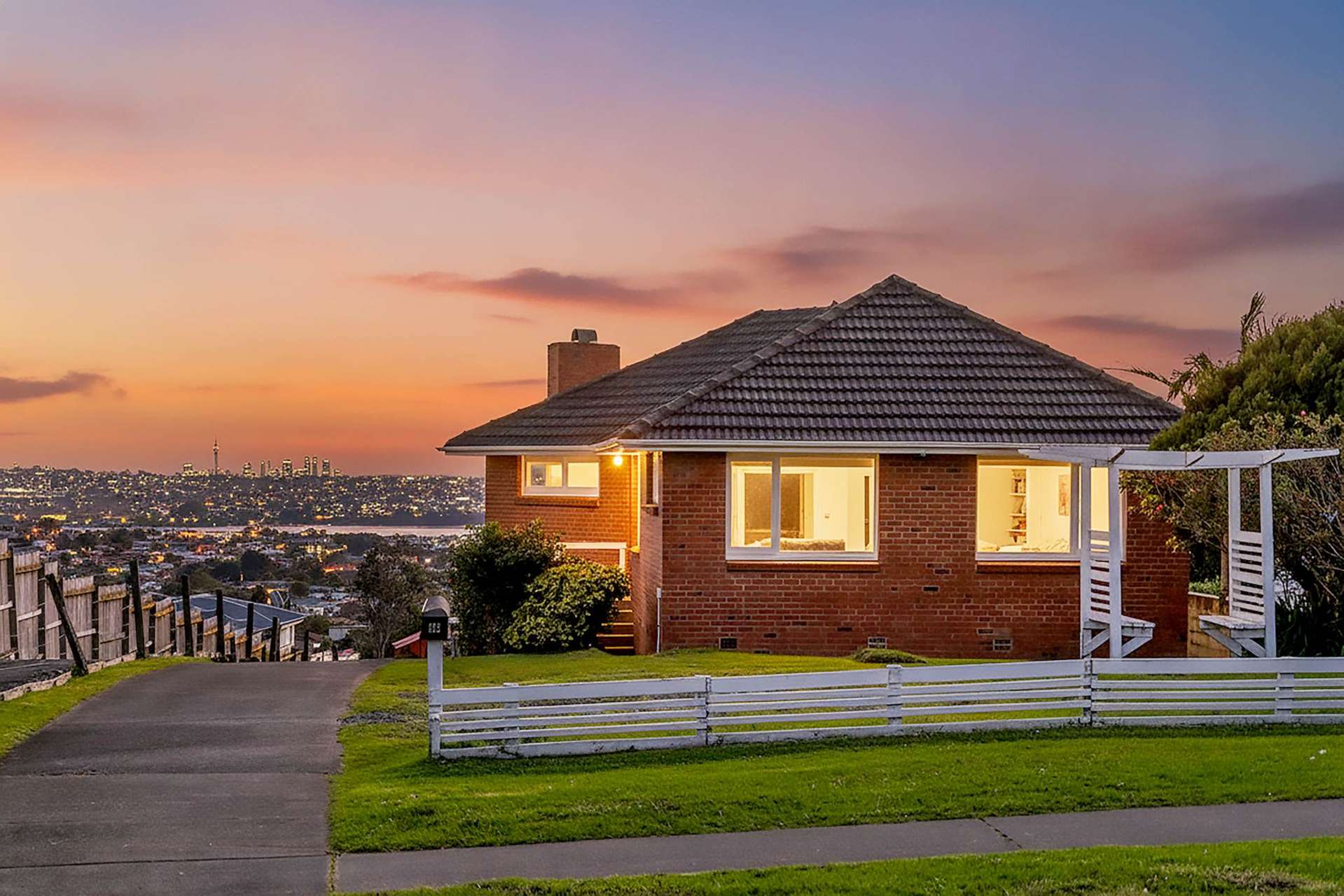 1/68 Bleakhouse Road Bucklands Beach_0
