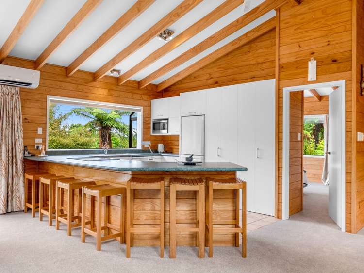 11 Te Mu Road Lake Tarawera_6