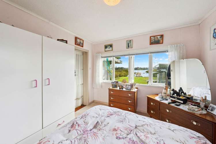 6 The Terrace Herald Island_19