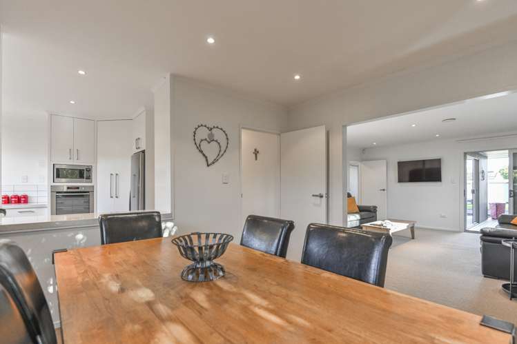 512 Poplar Place Akina_4