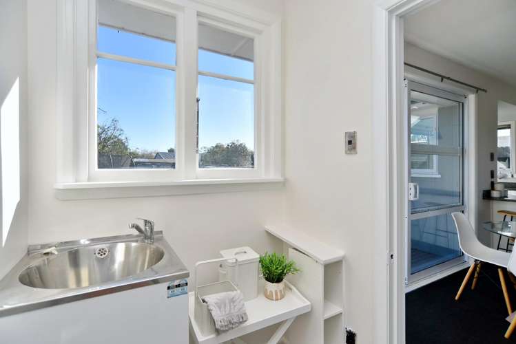 5 Parnwell Street Burwood_14