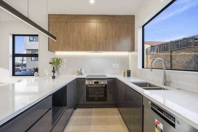 7/16 Binsted Road New Lynn_4