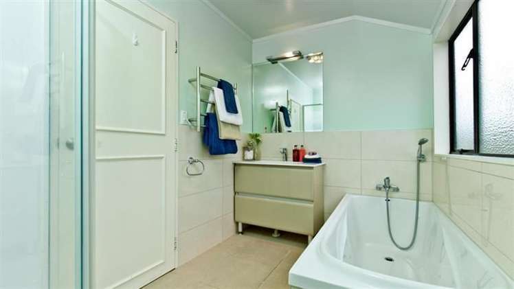 9 Ronald Macken Place Windsor Park_14