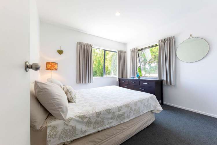 82d Woodglen Road Glen Eden_16