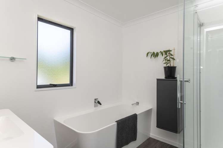 37 Branson Road Waipaoa_17