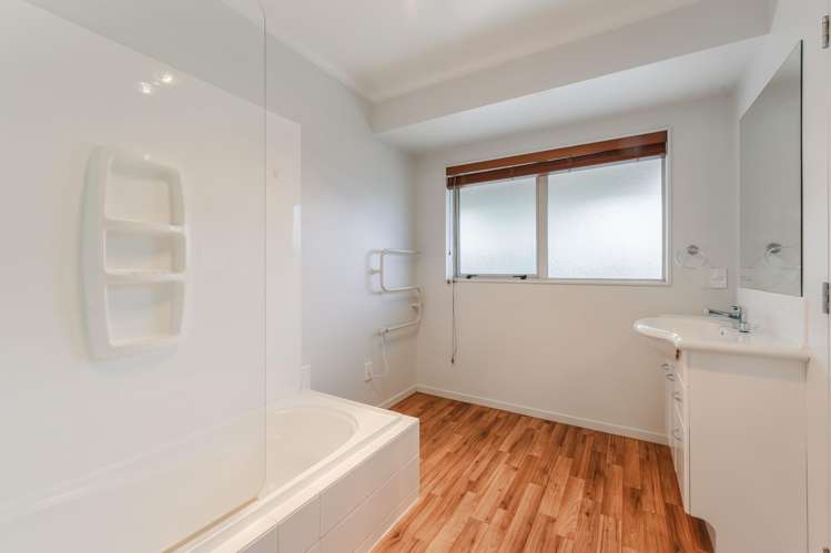 5 Hammill Grove Stoke_16