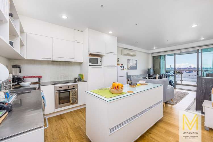 704/30 Beach Road Auckland Central_7