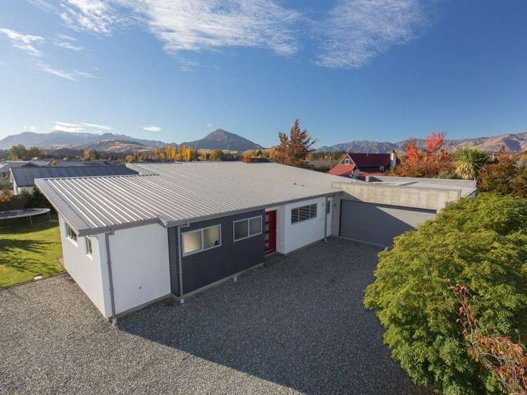 48a Frye Crescent Albert Town_3