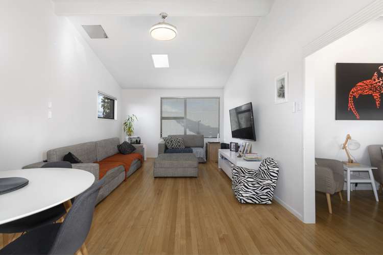 22 Jefferson Place Brookfield_8