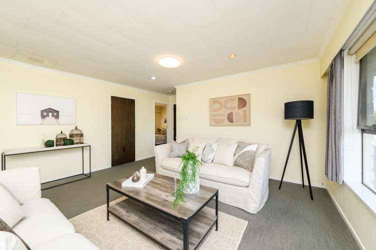 8 Heayns Place Feilding_16