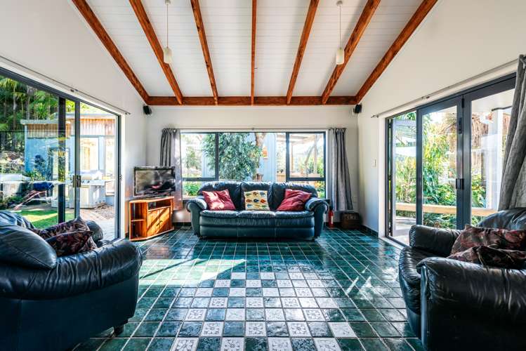 50 Calais Terrace Ostend_4