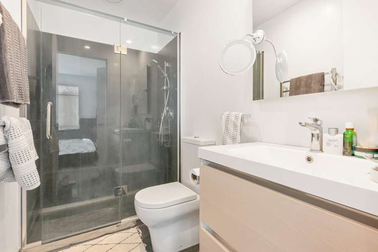 G02/26a Racecourse Parade Avondale_6