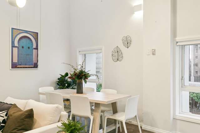 3.10/1 Queens Wharf Wellington Central_3