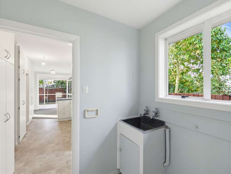 10 Aztec Place Redwood_19