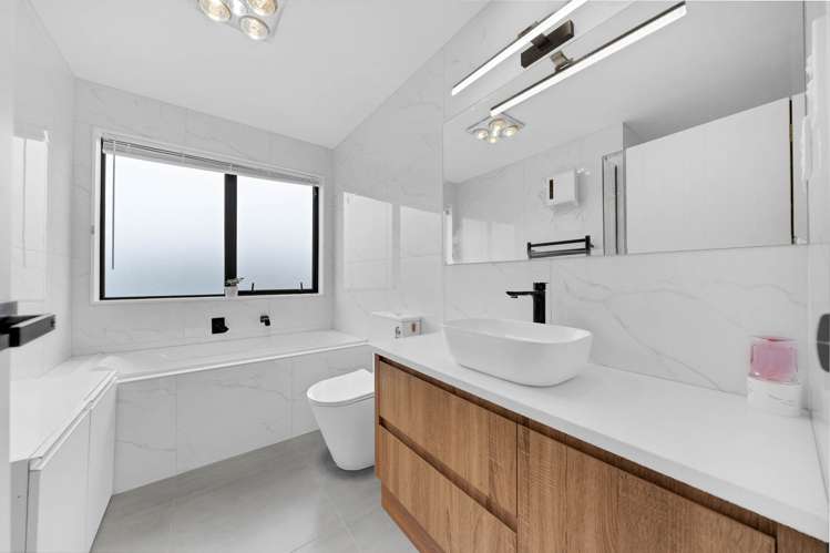 46D Carbine Road Mt Wellington_17